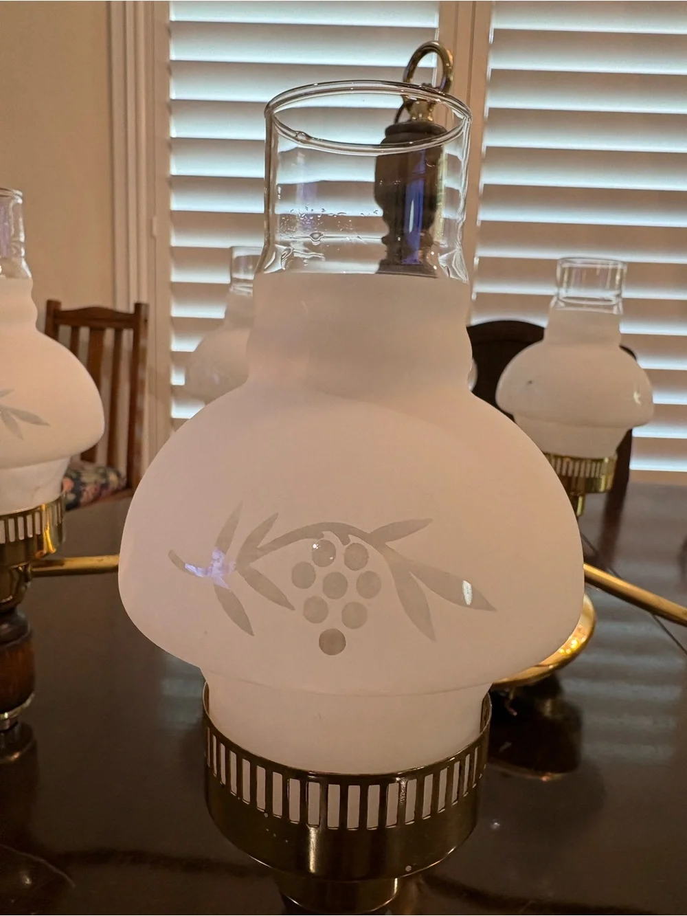 Vintage-Style Brass and Wood 5-Light Chandelier with Frosted White Glass Shades